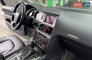 Внедорожник / Кроссовер Audi Q7 2006 в 