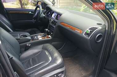 Внедорожник / Кроссовер Audi Q7 2012 в 