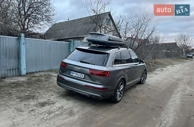 Внедорожник / Кроссовер Audi Q7 2015 в Сумах
