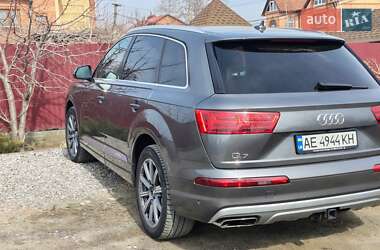 Внедорожник / Кроссовер Audi Q7 2018 в 