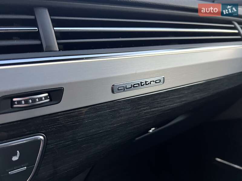 Внедорожник / Кроссовер Audi Q7 2015 в Ровно