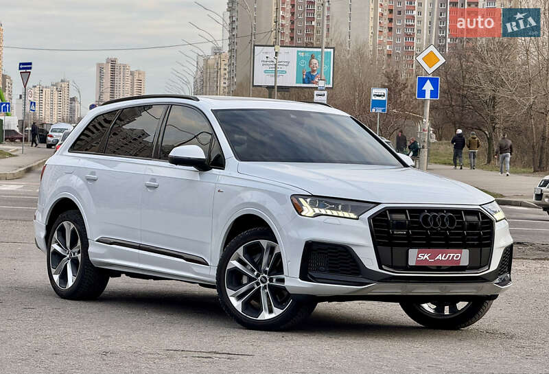 Внедорожник / Кроссовер Audi Q7 2023 в Киеве