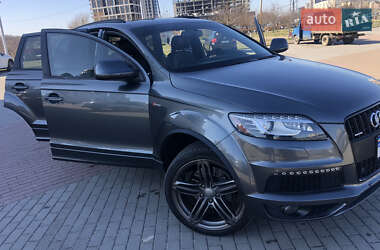 Внедорожник / Кроссовер Audi Q7 2014 в 