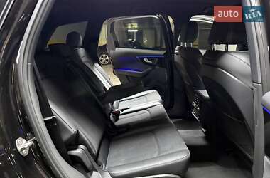 Внедорожник / Кроссовер Audi Q7 2024 в 
