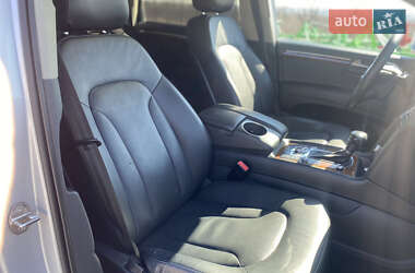 Внедорожник / Кроссовер Audi Q7 2013 в 
