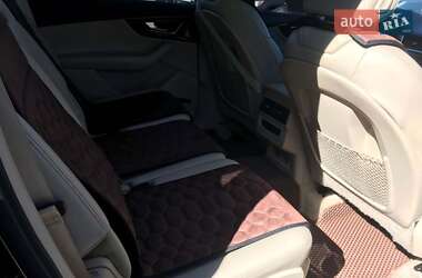 Внедорожник / Кроссовер Audi Q7 2018 в 
