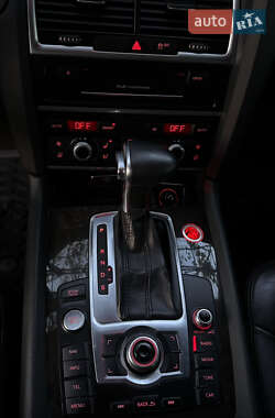 Внедорожник / Кроссовер Audi Q7 2012 в 