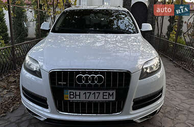 Внедорожник / Кроссовер Audi Q7 2012 в 