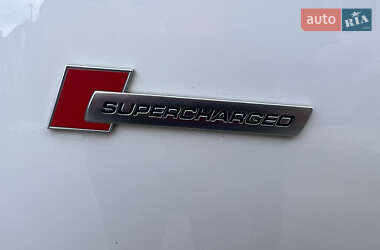 Внедорожник / Кроссовер Audi Q7 2010 в 