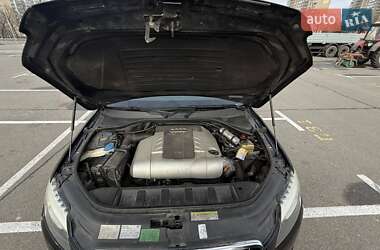 Внедорожник / Кроссовер Audi Q7 2012 в 