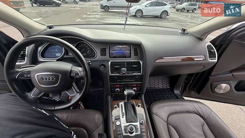 Внедорожник / Кроссовер Audi Q7 2012 в Киеве