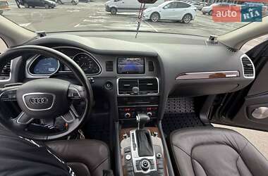 Внедорожник / Кроссовер Audi Q7 2012 в 