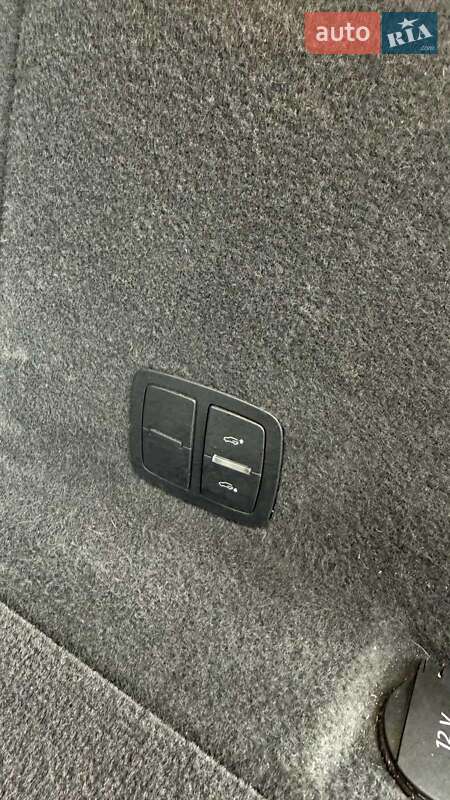 Внедорожник / Кроссовер Audi Q7 2012 в Киеве