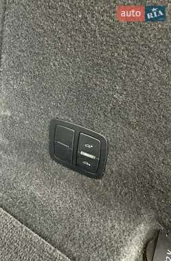 Внедорожник / Кроссовер Audi Q7 2012 в 