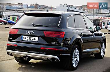 Внедорожник / Кроссовер Audi Q7 2016 в 