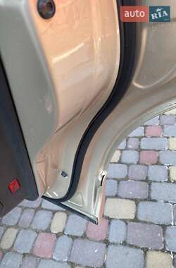 Внедорожник / Кроссовер Audi Q7 2010 в 