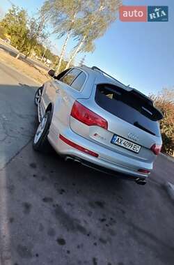 Внедорожник / Кроссовер Audi Q7 2007 в 