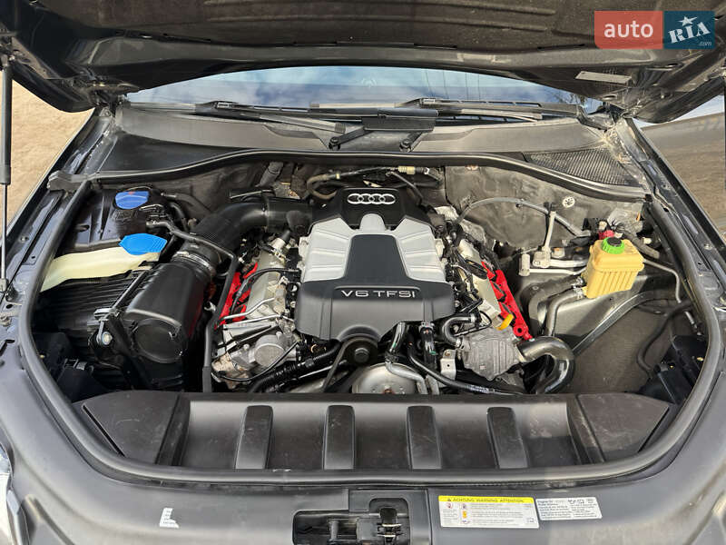 Внедорожник / Кроссовер Audi Q7 2015 в Львове