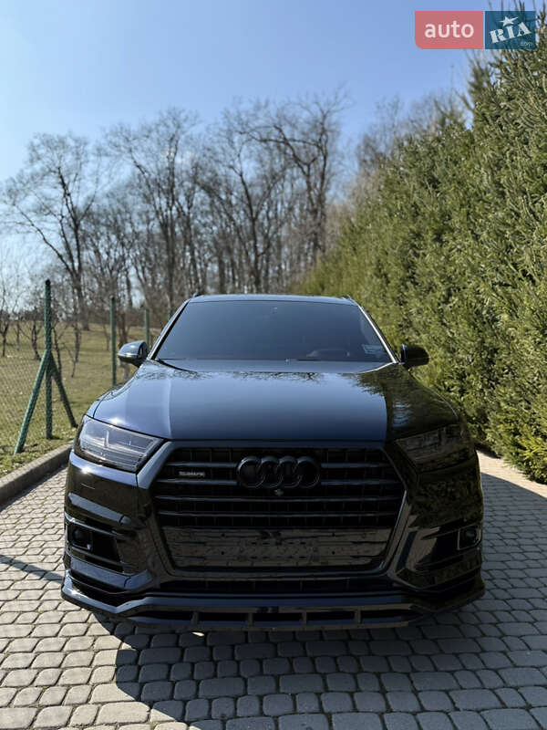 Внедорожник / Кроссовер Audi Q7 2016 в Львове