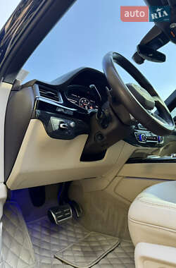 Внедорожник / Кроссовер Audi Q7 2016 в 