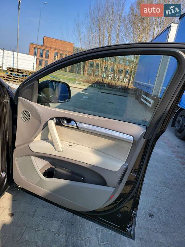 Внедорожник / Кроссовер Audi Q7 2009 в Тернополе