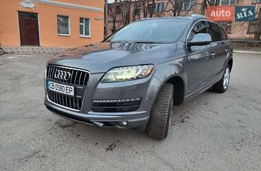Позашляховик / Кросовер Audi Q7 2014 в 