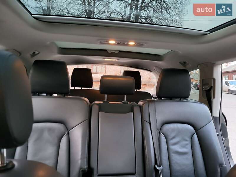 Позашляховик / Кросовер Audi Q7 2014 в Чернігові