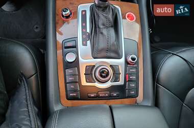 Позашляховик / Кросовер Audi Q7 2014 в 