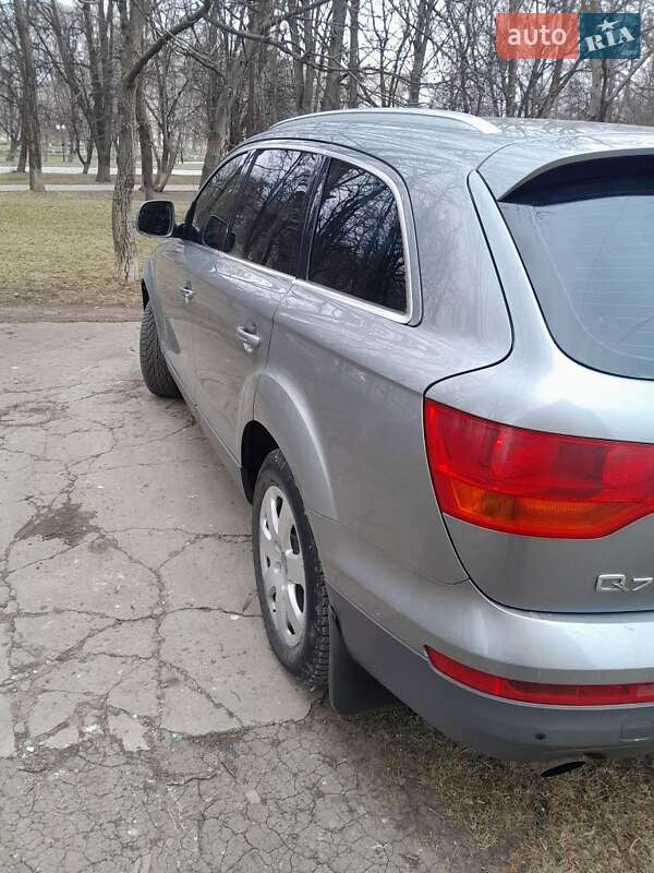 Внедорожник / Кроссовер Audi Q7 2008 в Каменец-Подольском
