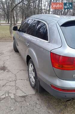 Внедорожник / Кроссовер Audi Q7 2008 в 