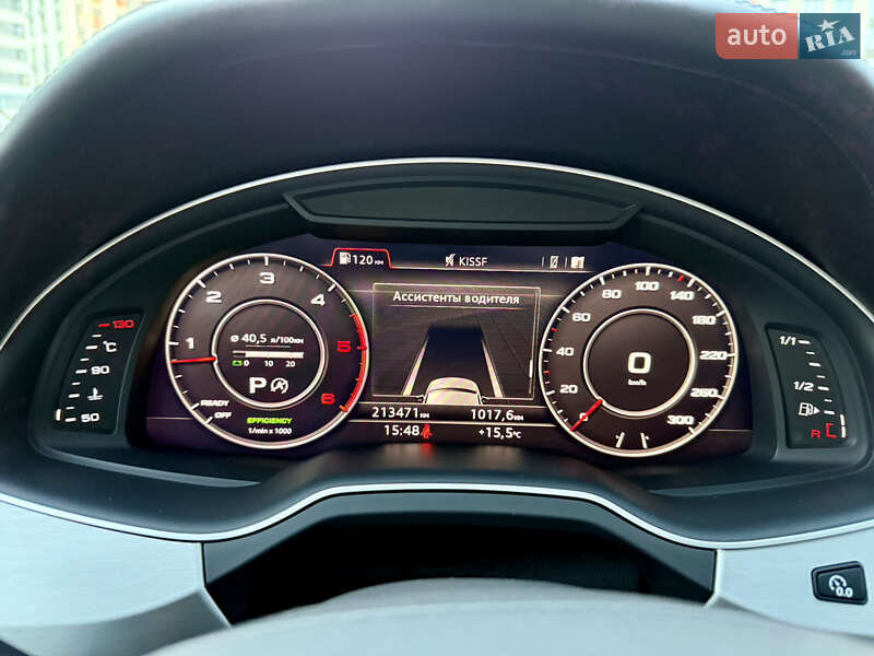 Позашляховик / Кросовер Audi Q7 2015 в Києві