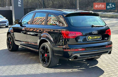 Внедорожник / Кроссовер Audi Q7 2014 в 