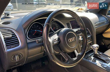 Внедорожник / Кроссовер Audi Q7 2014 в 