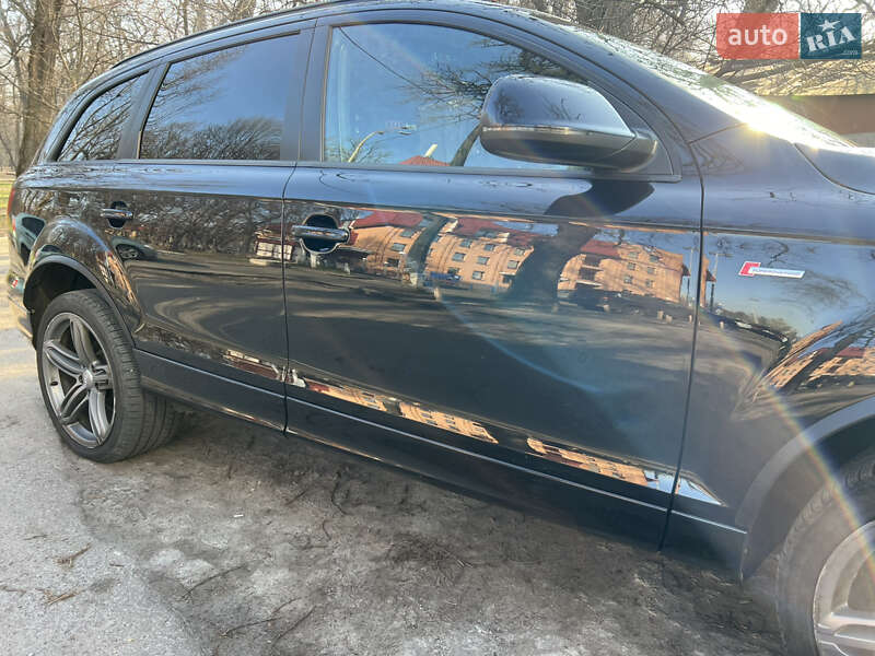 Внедорожник / Кроссовер Audi Q7 2013 в Киеве фото 37 Внедорожник / Кроссовер Audi Q7 2013 в Киеве