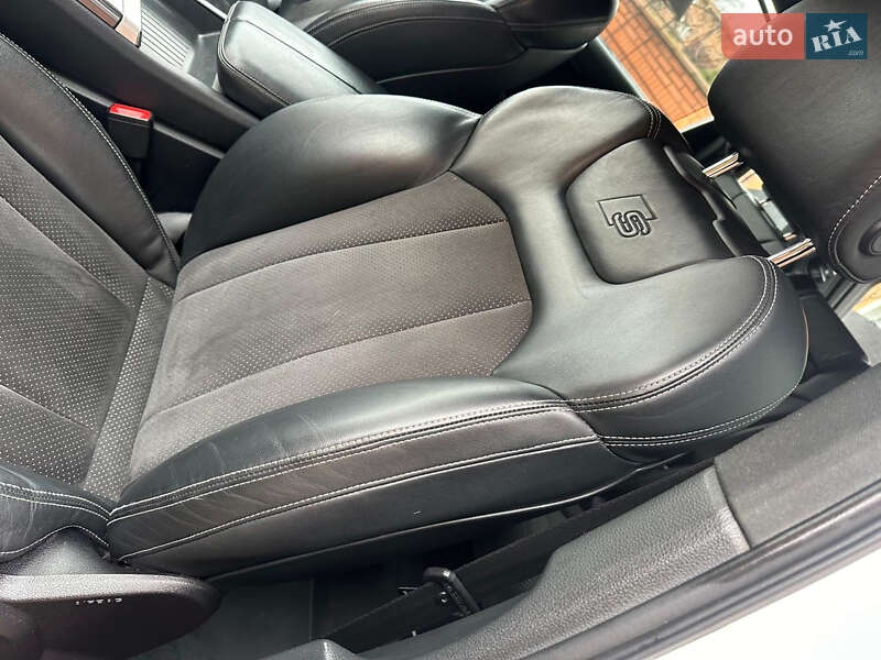 Внедорожник / Кроссовер Audi Q7 2015 в Хмельницком