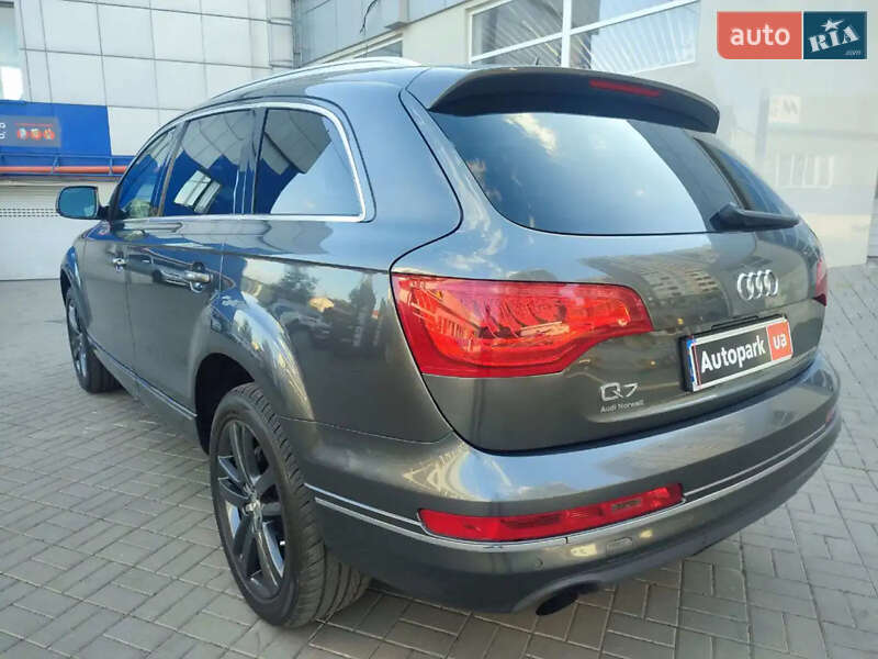 Внедорожник / Кроссовер Audi Q7 2012 в Одессе