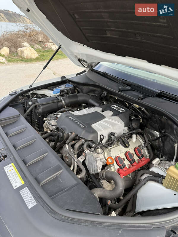 Позашляховик / Кросовер Audi Q7 2013 в Одесі