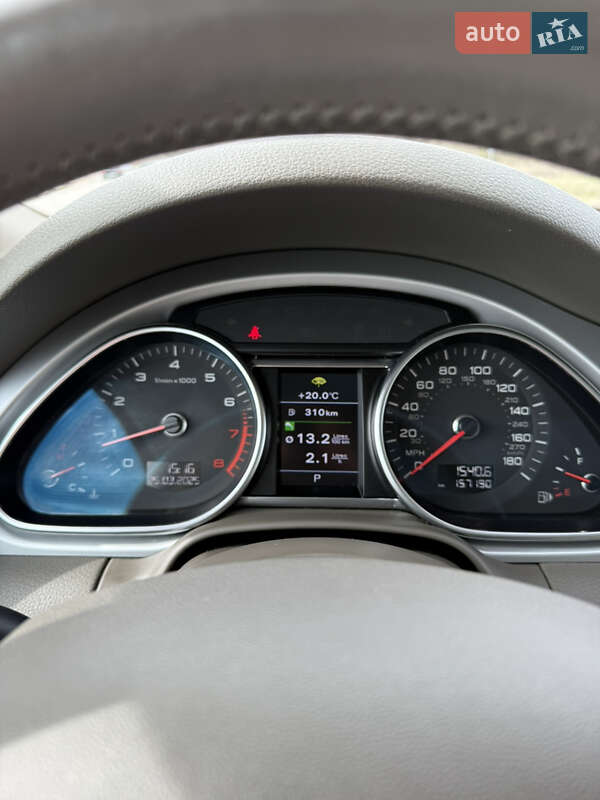 Позашляховик / Кросовер Audi Q7 2013 в Одесі