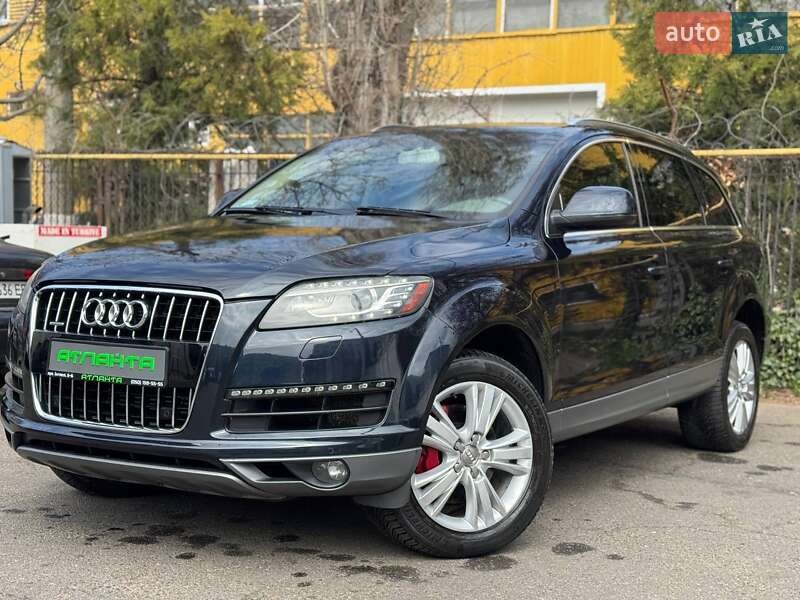 Внедорожник / Кроссовер Audi Q7 2011 в Одессе