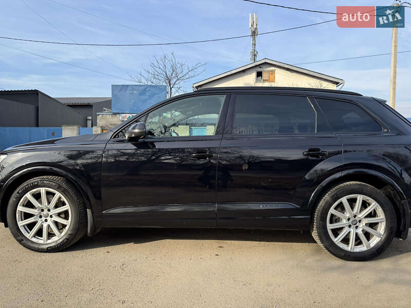 Внедорожник / Кроссовер Audi Q7 2018 в Ивано-Франковске