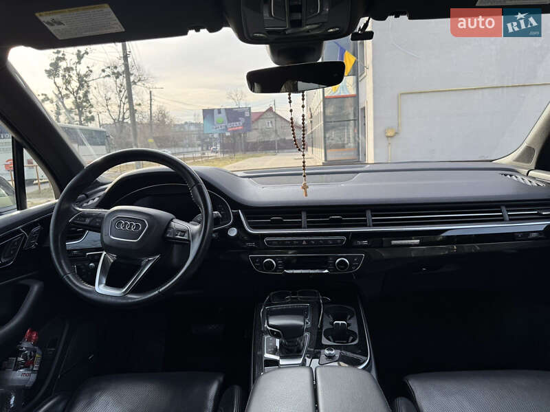 Внедорожник / Кроссовер Audi Q7 2018 в Ивано-Франковске