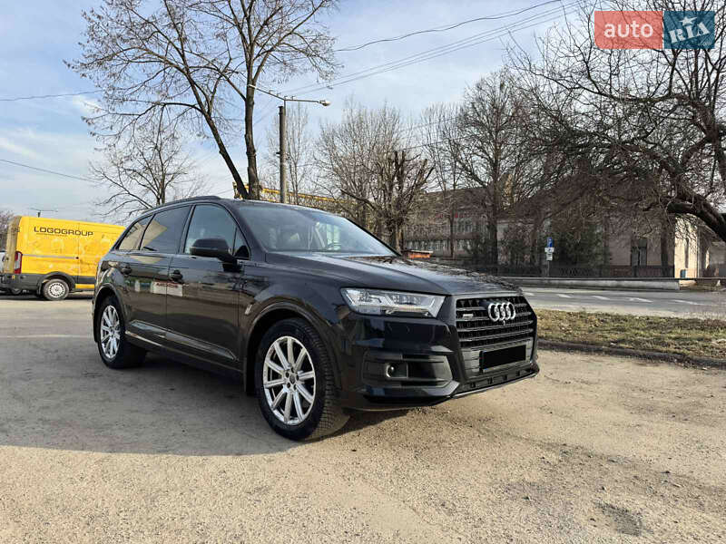 Внедорожник / Кроссовер Audi Q7 2018 в Ивано-Франковске