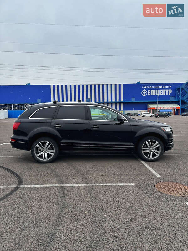 Внедорожник / Кроссовер Audi Q7 2013 в Ровно
