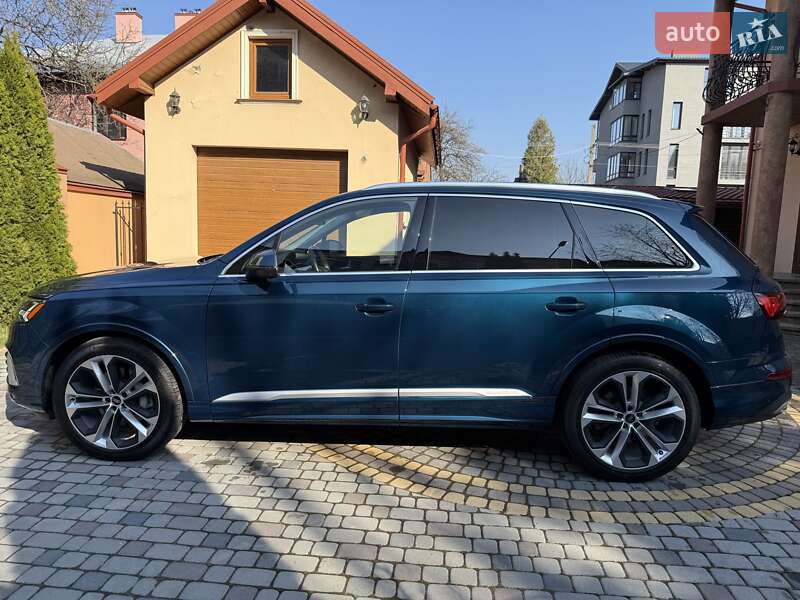 Позашляховик / Кросовер Audi Q7 2020 в Львові