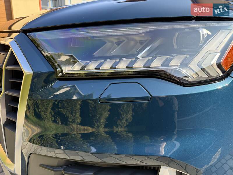 Позашляховик / Кросовер Audi Q7 2020 в Львові
