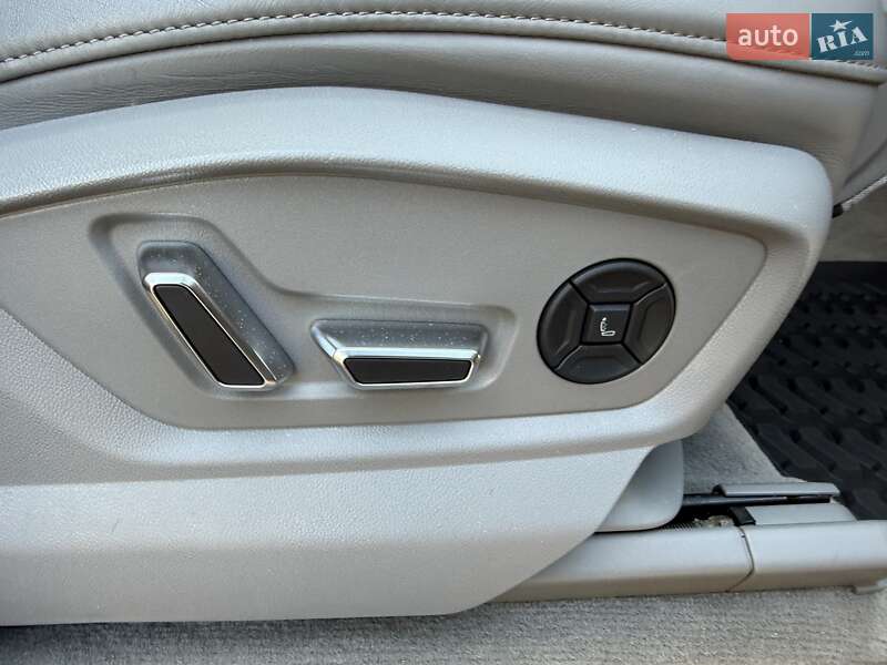 Позашляховик / Кросовер Audi Q7 2020 в Львові