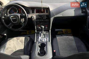 Внедорожник / Кроссовер Audi Q7 2008 в 
