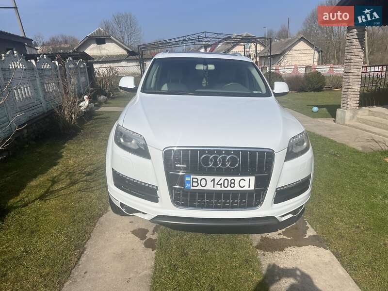 Позашляховик / Кросовер Audi Q7 2012 в Тернополі