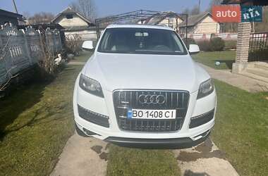Позашляховик / Кросовер Audi Q7 2012 в 