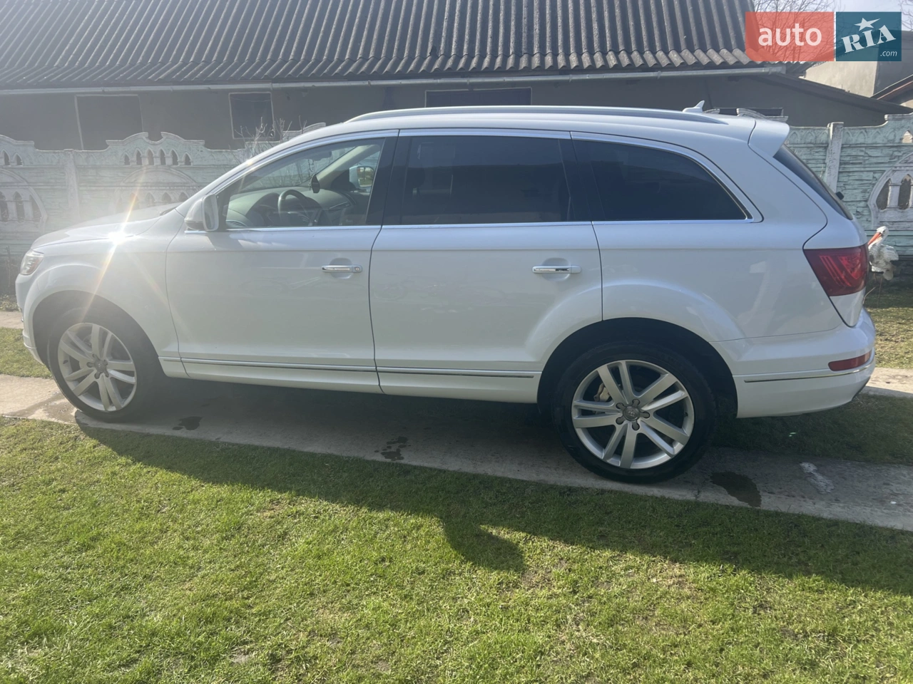 Продається власний повністю обслужений автомобіль у відмінному стані, як технічно так і візуально. Нічого робити не треба.